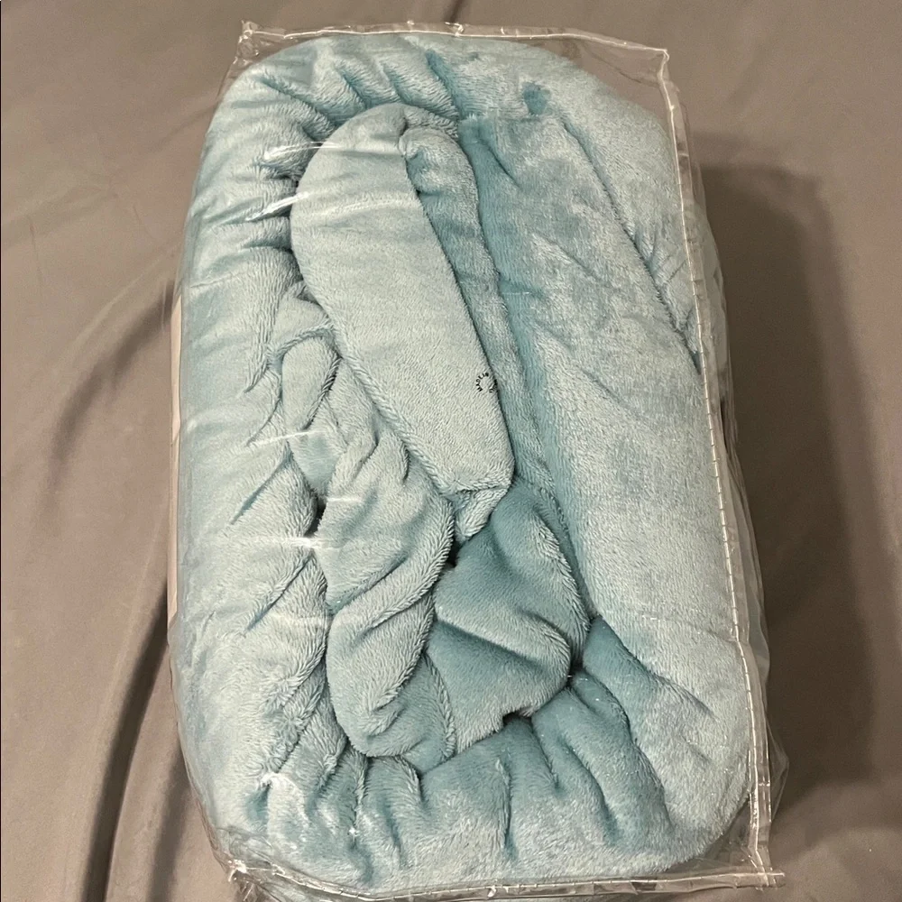 Berkshire VelvetSoft Sheets Set of 4 items, Full Size